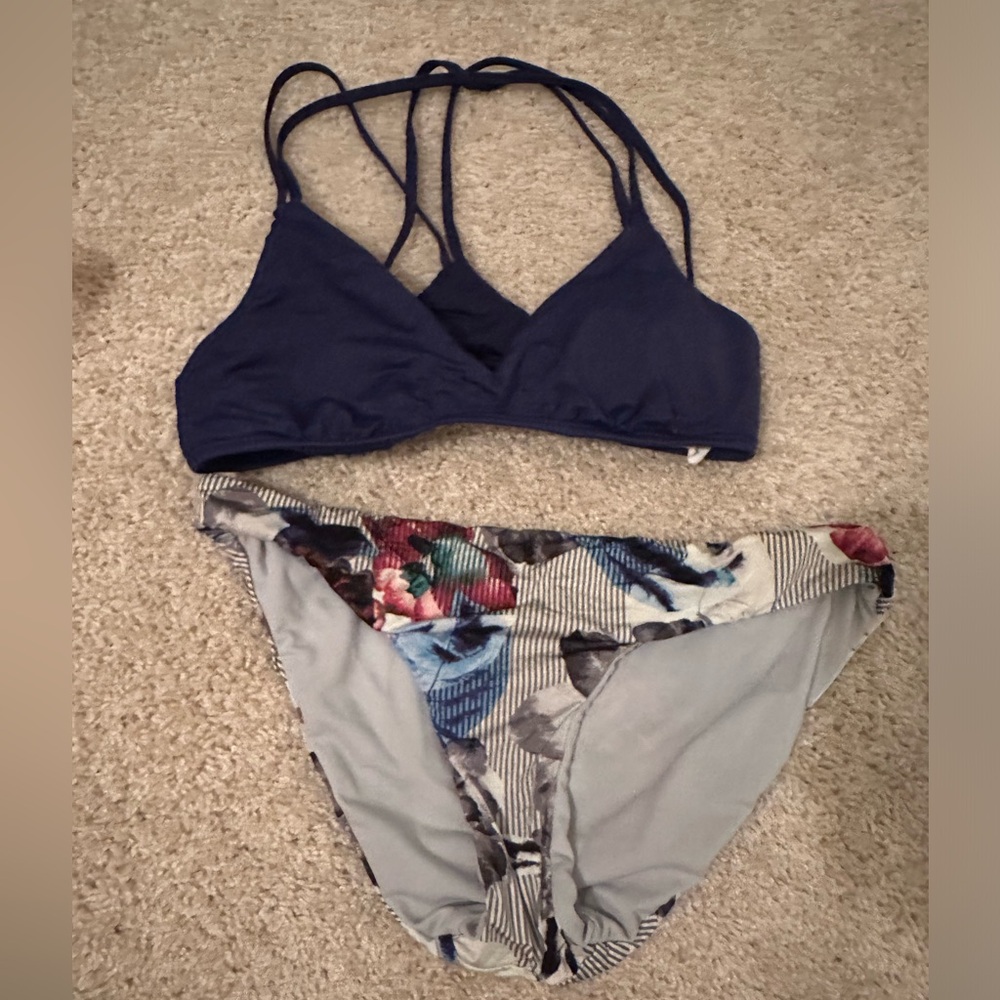 Bikini Lab Bikini - Picture 4 of 6